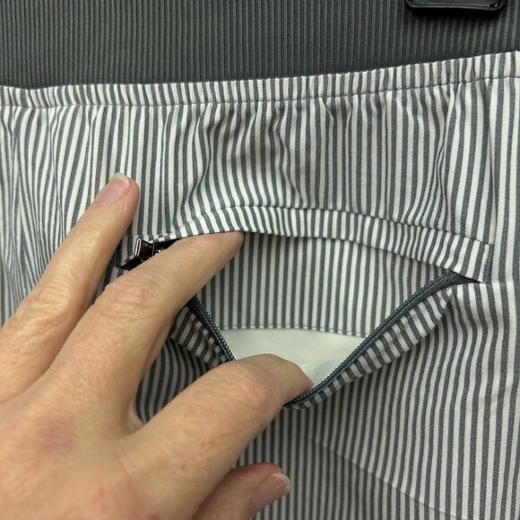 Athleta Pull On Brooklyn Textured Ankle Pants Women's Size 14 Tall Gray Striped - Picture 7 of 13